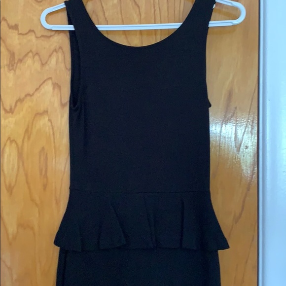 Zara // black peplum dress - Picture 4 of 6